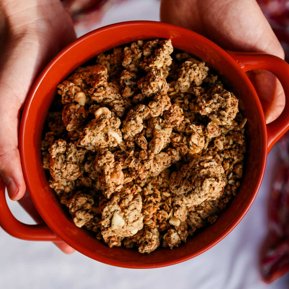Organic Sprouted Goldenberry Honeybush Tea-Infused Granola