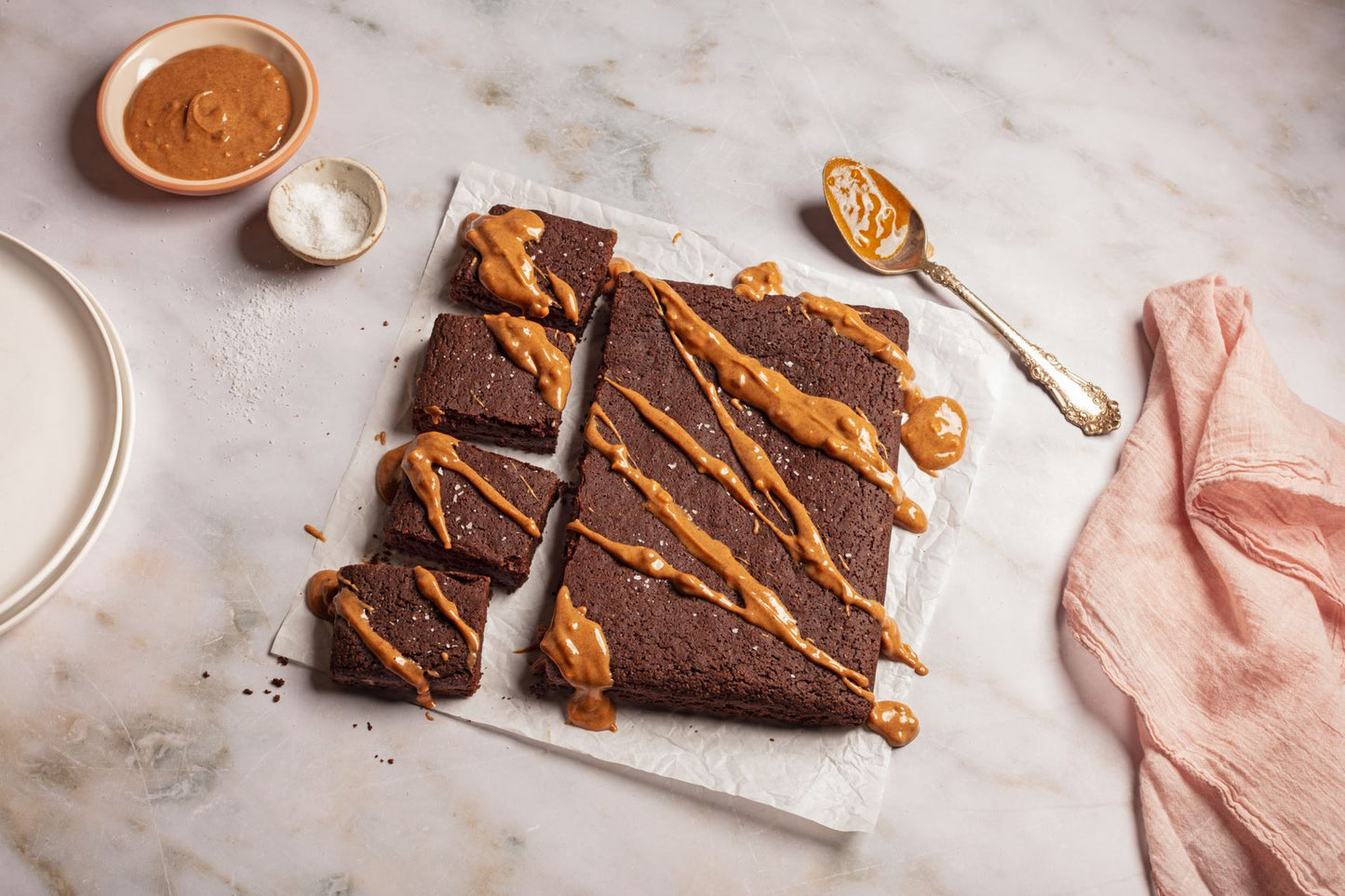 Carbonaut’s Brownie Mix launches low carb baking light-years beyond the typical dense, gravity-bound square to deliver a celestially soft, cosmically rich chocolate brownie experience that’s out of this world. With only 3 grams of net carbs per serving, these tender, cakey brownies are worth radioing home about.